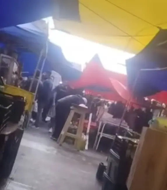 En Xalatlaco, las Fiestas Patrias fueron canceladas tras una balacera en un mercado que dejó varios muertos. Captura de pantalla.