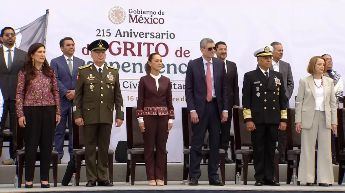  Sigue las últimas noticias del primer desfile militar encabezado por la presidenta Claudia Sheinbaum. 