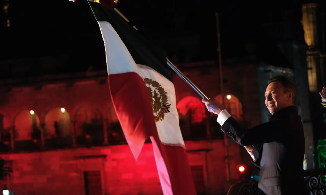  Lemus agradece a 70 mil jaliscienses en el Grito 