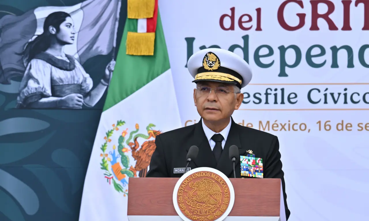  Marina enfrenta el escándalo del huachicol fiscal en pleno Desfile Militar 