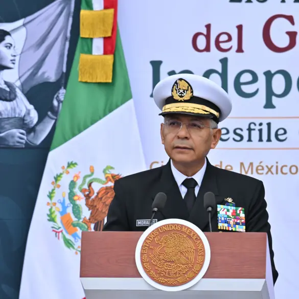 Marina enfrenta el escándalo del huachicol fiscal en pleno Desfile Militar