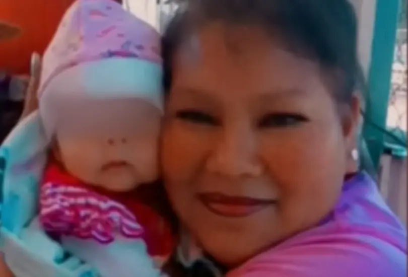 Difunden nuevo video de Alicia y su nieta buscando ayuda tras explosión de pipa en Iztapalapa Difunden nuevo video de Alicia y su nieta buscando ayuda tras explosión de pipa en Iztapalapa