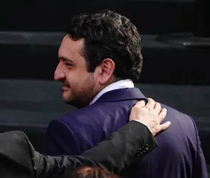 Revelan sueldo de Andy López Beltrán: el hijo de AMLO gana más que su antecesor