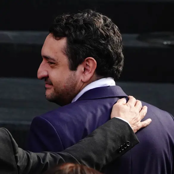 Claudio Ochoa revela que un juez concedió una suspensión a Andy López Beltrán contra cualquier captura