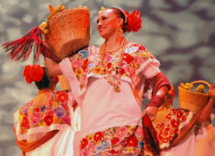 La cartelera artística no se queda atrás: el Ballet Folklórico del Estado también se presentará. Secretaría de Cultura.