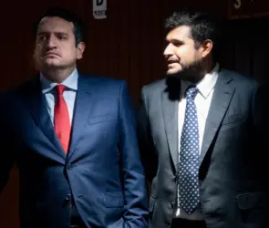 Andy López Beltrán desmiente amparo y denuncia campaña de desprestigio en su contra