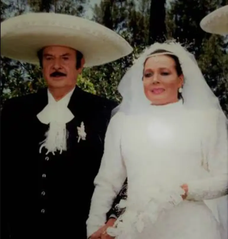 Hijos de Antonio Aguilar y Flor Silvestre