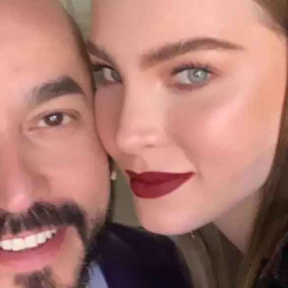 Lupillo Rivera revela en su autobiografía que iba a tener hijas gemelas con Belinda