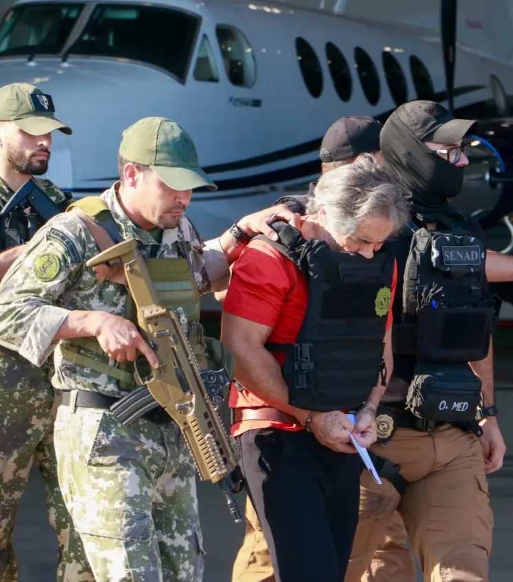 Así fue el traslado de Bermúdez Requena a México. Especial