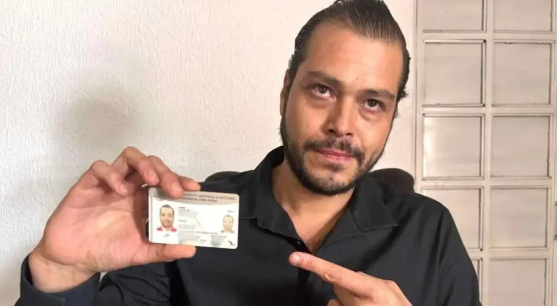 El abogado zacatecano denunció que su nombre se usó sin su permiso para el supuesto trámite de amparo a los hijos de AMLO. Especial