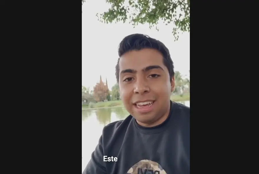 Tras su fama por los videos que le tomaban los turistas, intentó hacerse influencer.