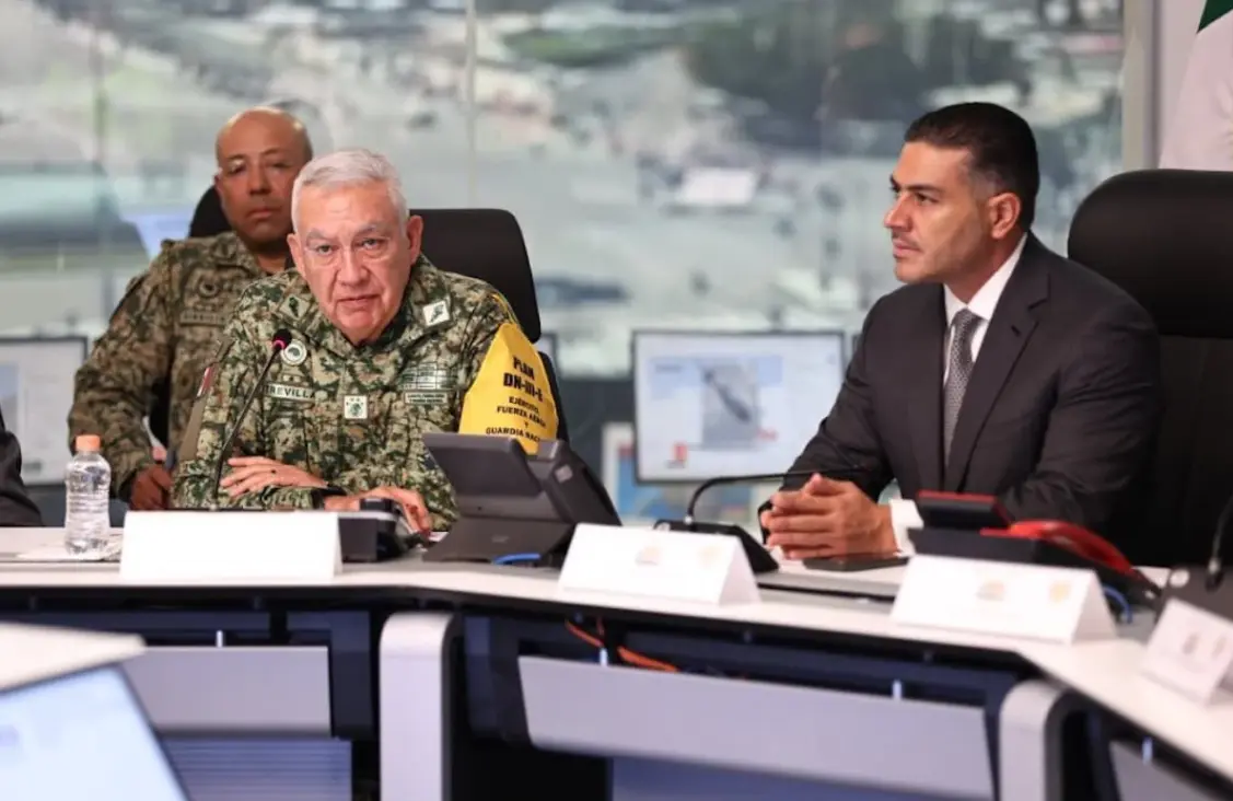 Omar García Harfuch destacó que el objetivo de los simulacros es fortalecer la preparación del país ante sismos, huracanes e inundaciones. Especial