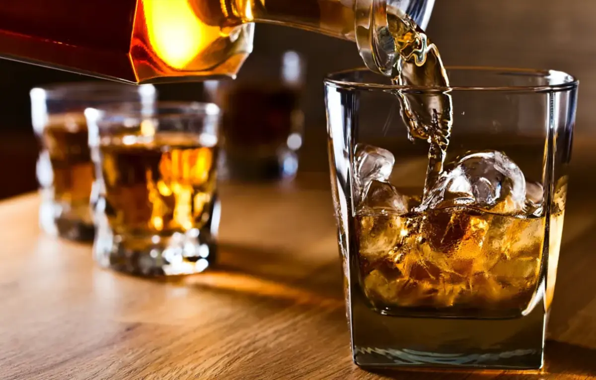  Profeco revela cuál es la mejor marca de whisky mexicano. 