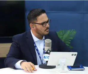 ¿Quién es José Luis García, exesposo de Débora Estrella, la conductora que murió en la avioneta?