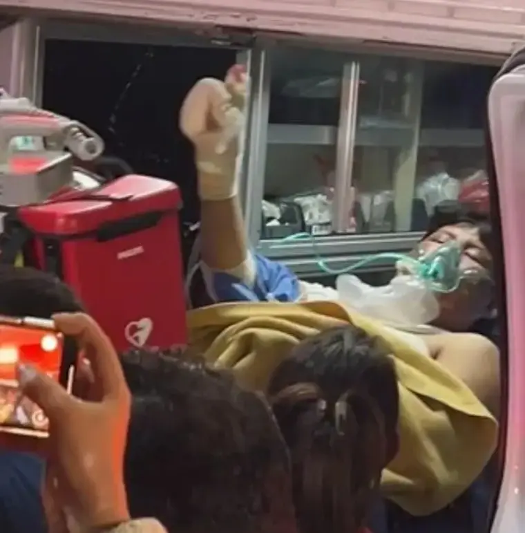 Kevin en su traslado al hospital. Especial.