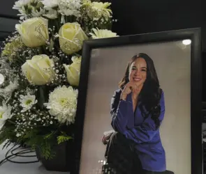Dan el último adiós a Débora Estrella, conductora de Telediario que murió en accidente aéreo