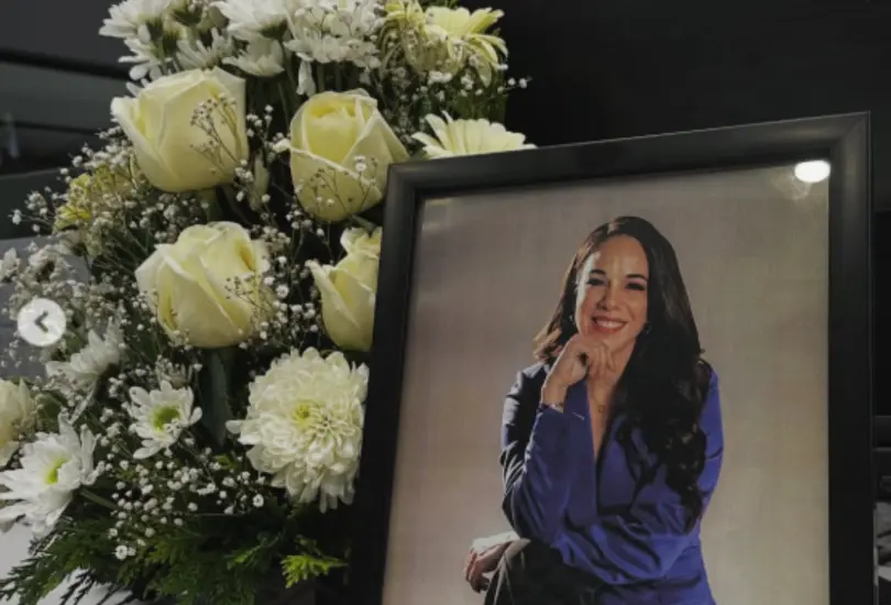 Los servicios funerarios comenzaron en punto de las 10:00 de la mañana en Gayosso Capillas Marianas. Los servicios funerarios comenzaron en punto de las 10:00 de la mañana en Gayosso Capillas Marianas.