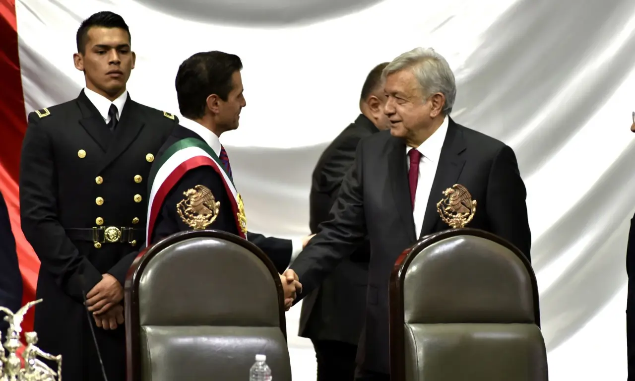  En PRI: Crónica del fin, el expresidente rechaza que haya existido un pacto de impunidad con López Obrador. 