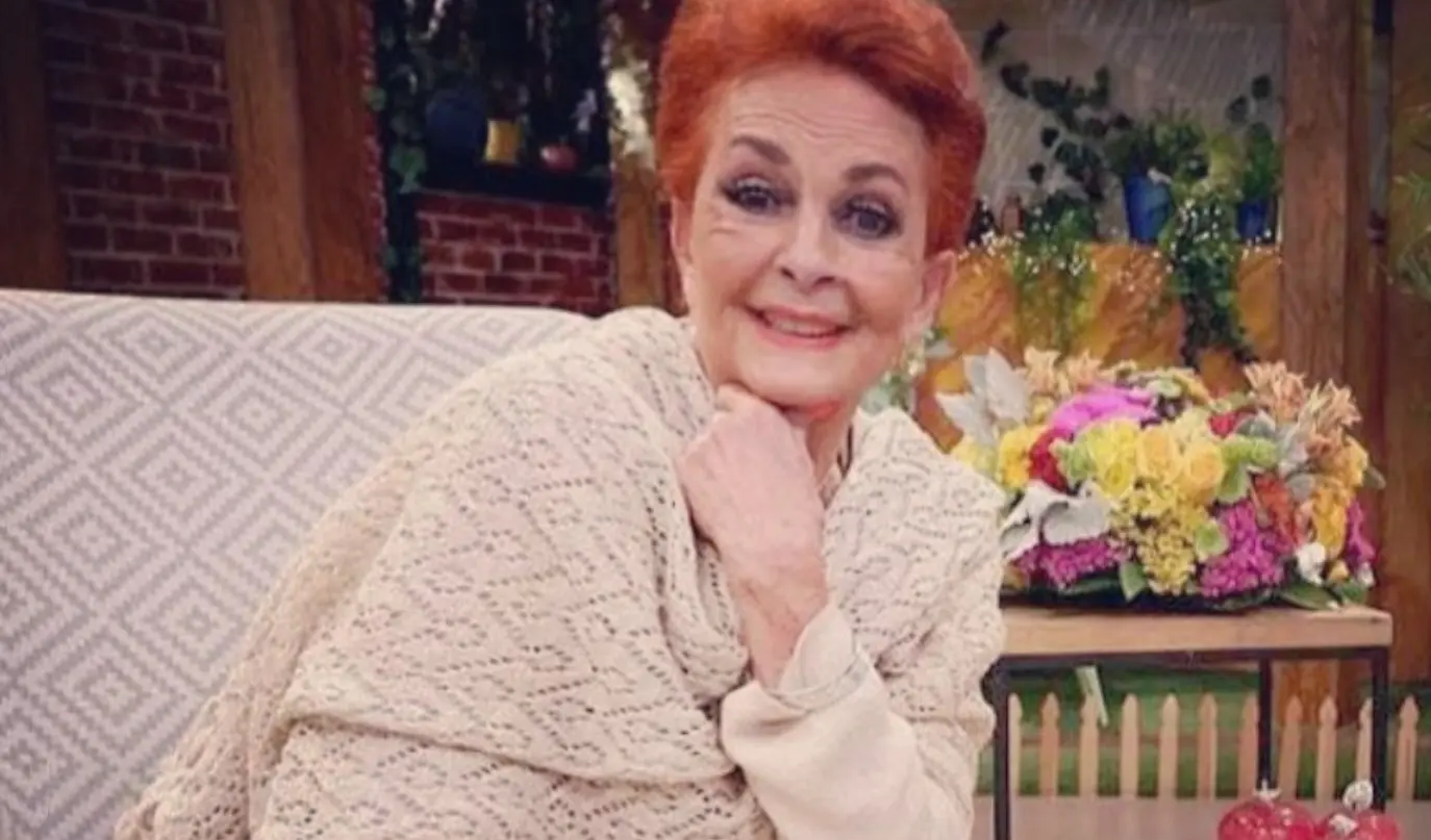 Talina Fernández fue una de las conductoras principales cuando inició el programa. Murió el 28 de junio de 2023 a la edad de 78 años por complicaciones de leucemia.<br>