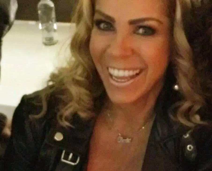 A pesar de sus controversias, se mantiene como una de las conductoras más influyentes de este género.