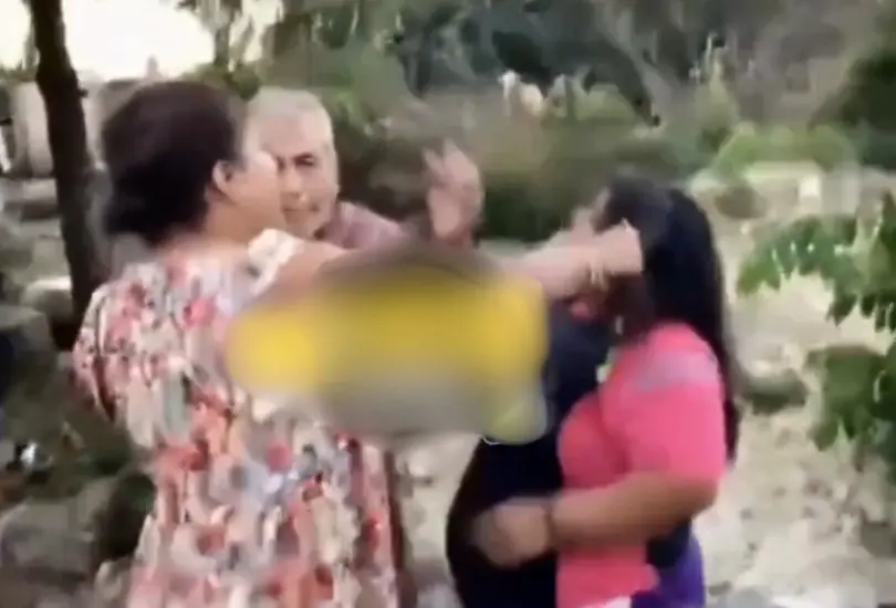 Jefa delegacional agrede a vecina durante denuncia ciudadana en Campeche | VIDEO