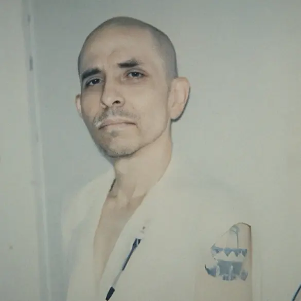 César Fierro pasó injustamente a 40 años en una cárcel de Texas; ahora busca rehacer su vida en México