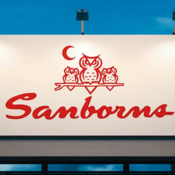 Grupo armado asalta Sanborns Del Valle: roba joyería y relojes