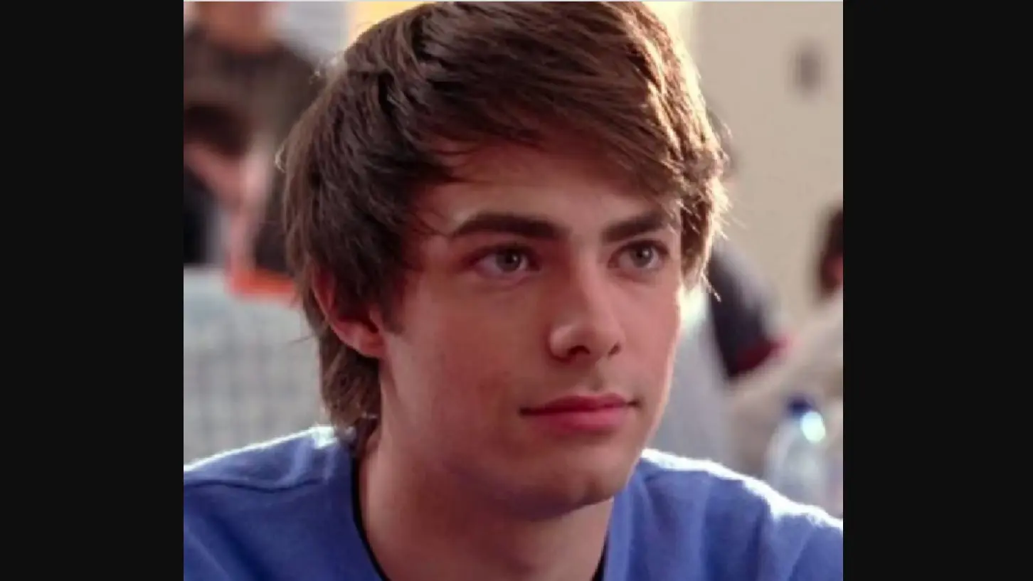 Jonathan Bennett interpret&oacute; a Aaron Samuels, el novio de Regina George