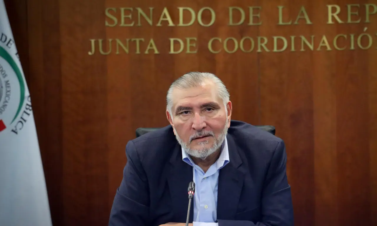  Son las filtraciones, revelaciones y reclamos surgidos desde el interior de la 4T lo que ha colocado a Adán Augusto en el ojo del huracán. 