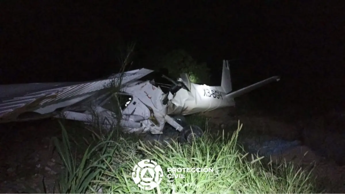 El 20 de septiembre, alrededor de las 18:50 horas, la avioneta Cessna 150 en la que viajaban Débora Estrella y Bryan Ballesteros se desplomó. Cuartoscuro.
