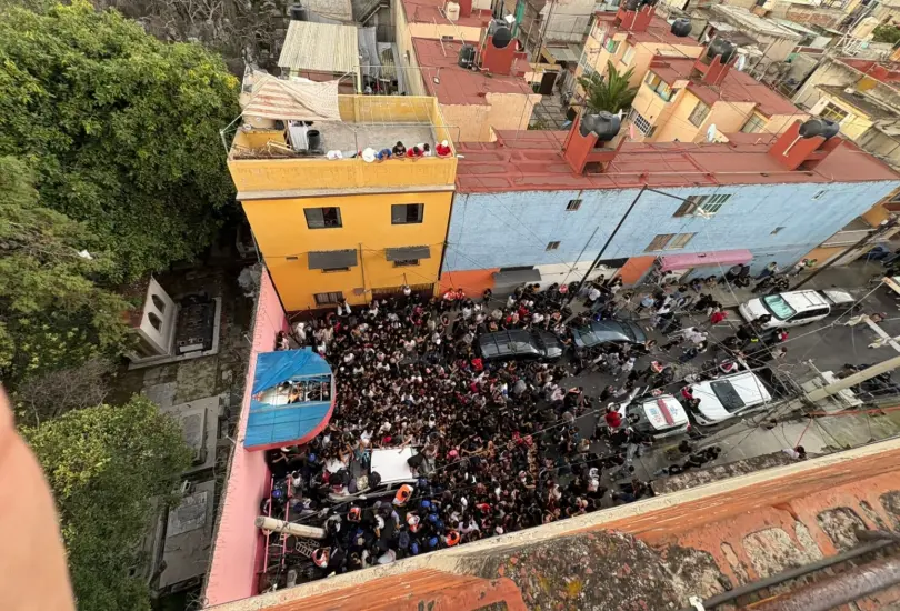 De acuerdo con la mandataria, los lugares intervenidos funcionaban como discotecas improvisadas.