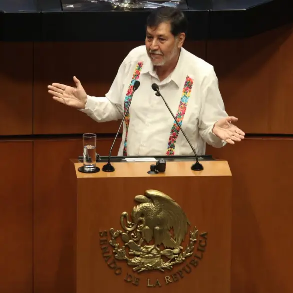 Gerardo Fernández Noroña viaja en jet privado a Coahuila y desata críticas por romper con la austeridad de Morena