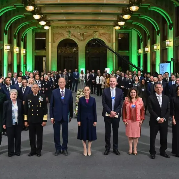 Sheinbaum reúne a 60 líderes empresariales del mundo para impulsar inversión en México