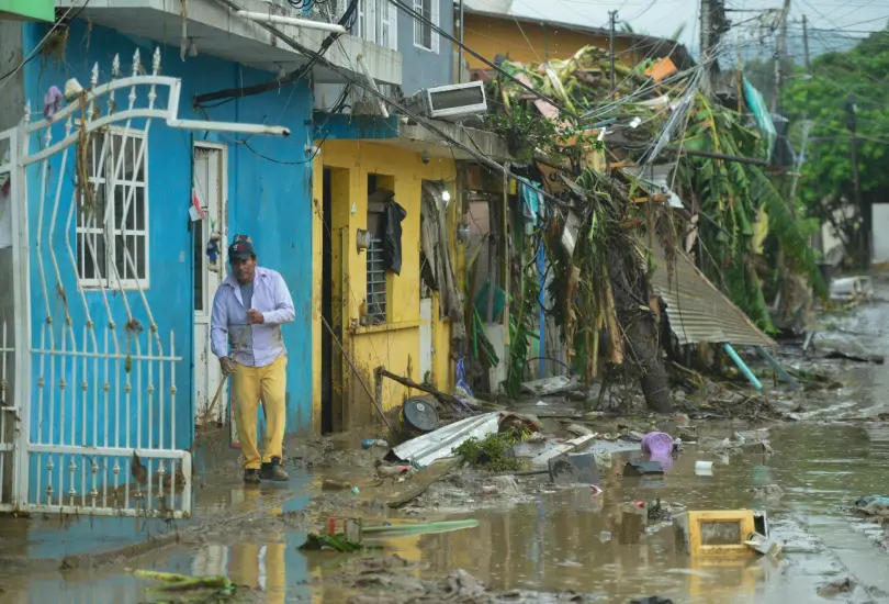 Lluvias devastan el centro de México: más de 40 muertos y miles de afectados en cinco estados