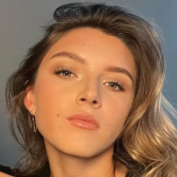 Ella es Antonia, la hermana de Sergio Mayer Mori