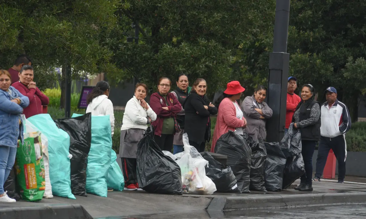  La correcta separación permitirá que materiales como vidrio, papel o cartón puedan tener una “segunda, tercera o hasta cuarta vida útil”. 