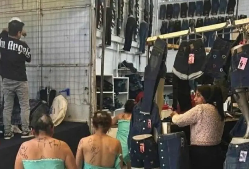 Rapan a mujeres acusadas de robo en San Martín Texmelucan Rapan a mujeres acusadas de robo en San Martín Texmelucan