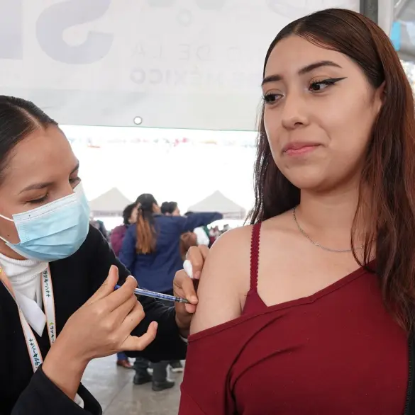 ¡Llegó  la hora!: ¿Dónde puedes vacunarte contra el Covid-19, influenza y neumococo?