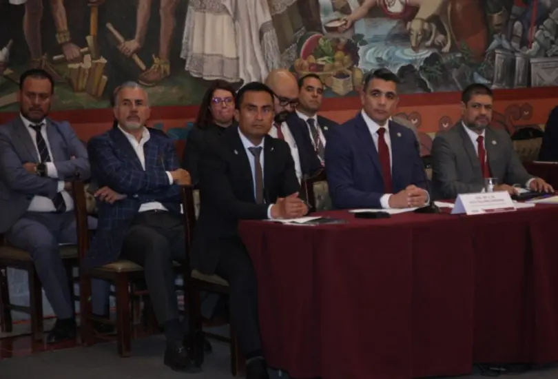 Puebla refuerza la seguridad con 200 patrullas, miles de operativos y detenciones. Puebla refuerza la seguridad con 200 patrullas, miles de operativos y detenciones.
