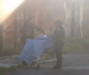 Momentos de terror: Hombre abandona el cuerpo de una mujer en un carrito de supermercado en Puebla