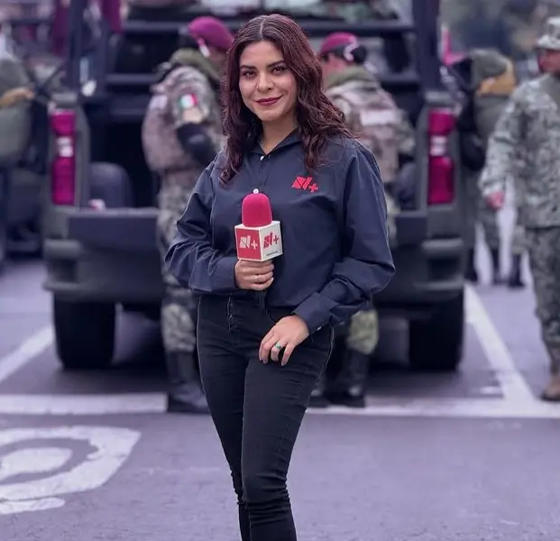 La joven aún no regresa a México. IG: i_alanis.