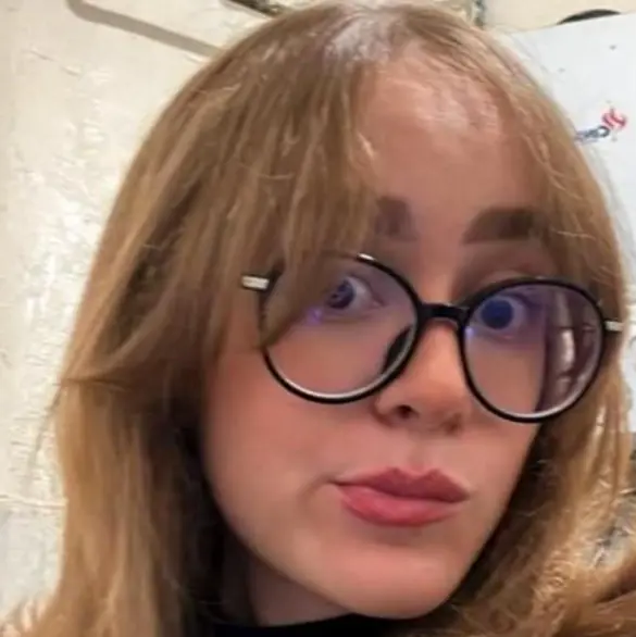 El baño sin ventilación que mató a Andrea Holguín: murió intoxicada en su departamento de CDMX