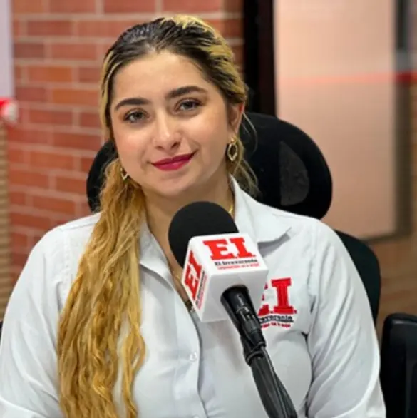 Fue una periodista comprometida: Dayanna Trujillo manejaba una motocicleta cuando chocó con un taxi y murió Fue una periodista comprometida: Dayanna Trujillo manejaba una motocicleta cuando chocó con un taxi y murió