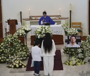 "Que su voz no se pare": Dan el último adiós a Bernardo Bravo, líder limonero asesinado por alzar la voz contra extorsiones