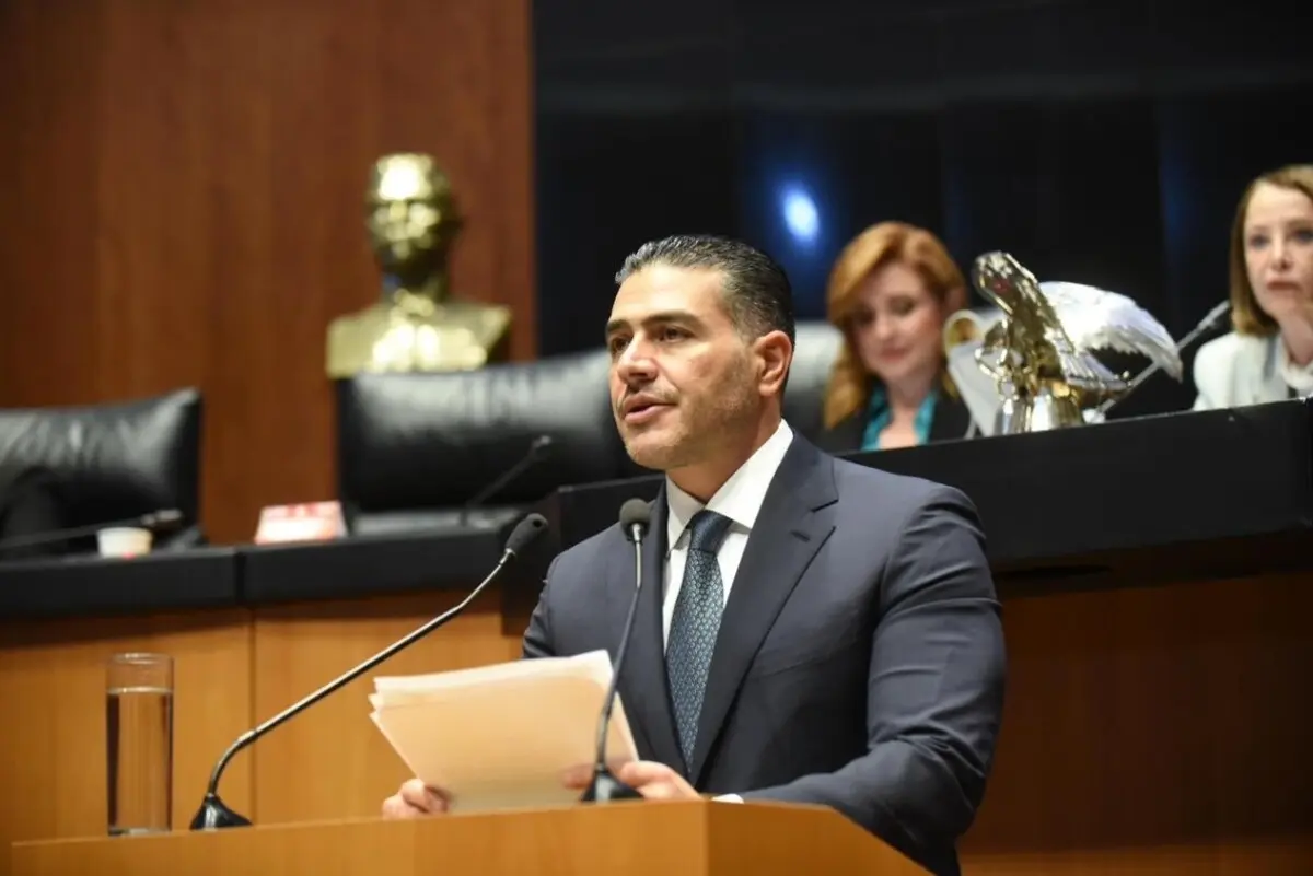  Omar García Harfuch presenta resultados de estrategia de seguridad en el Senado de la República. 