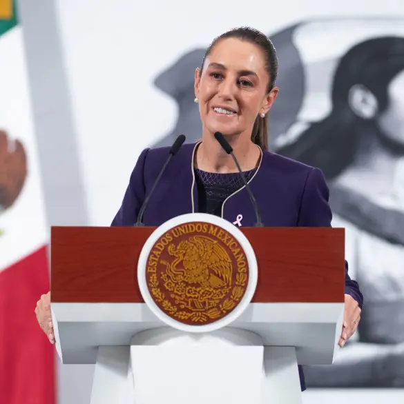 Damnificados por lluvias reciben 20 mil pesos por vivienda del gobierno de Sheinbaum