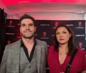 Novia de Eleazar Gómez habla de la supuesta demanda por violencia contra el actor