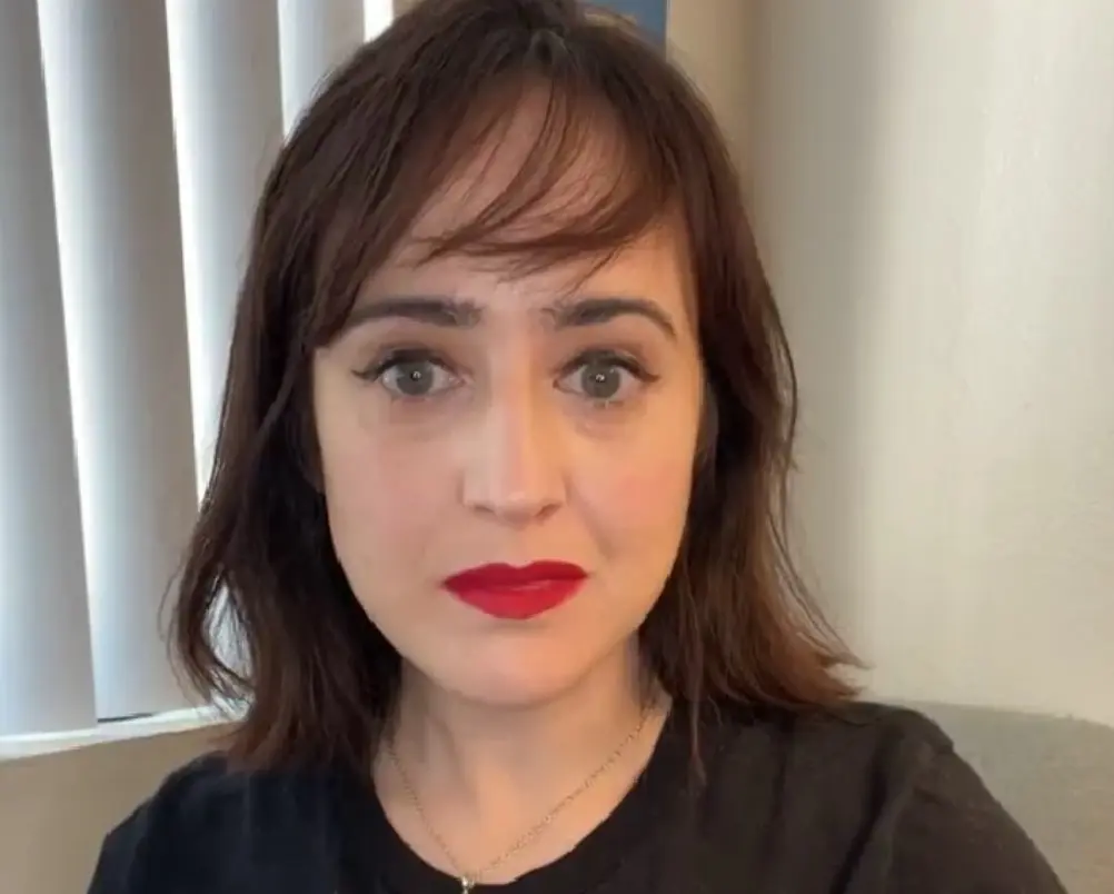 En 2016, hizo una peque&ntilde;a aparici&oacute;n en la serie web 'Broad City'.