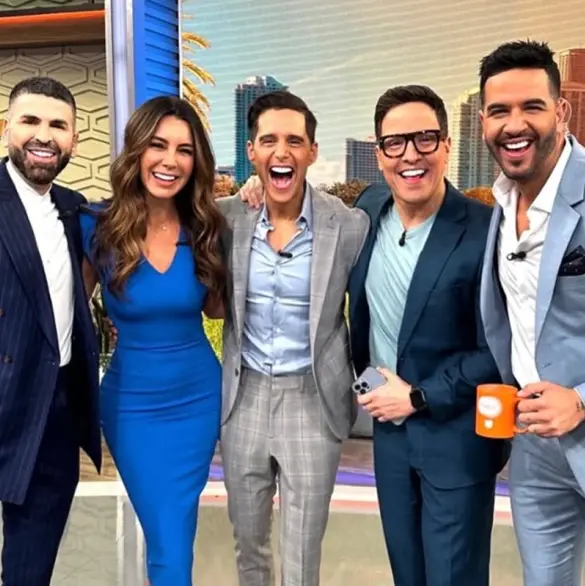 Famoso conductor de Despierta América se declara gay después de 30 años de ocultarlo Famoso conductor de Despierta América se declara gay después de 30 años de ocultarlo