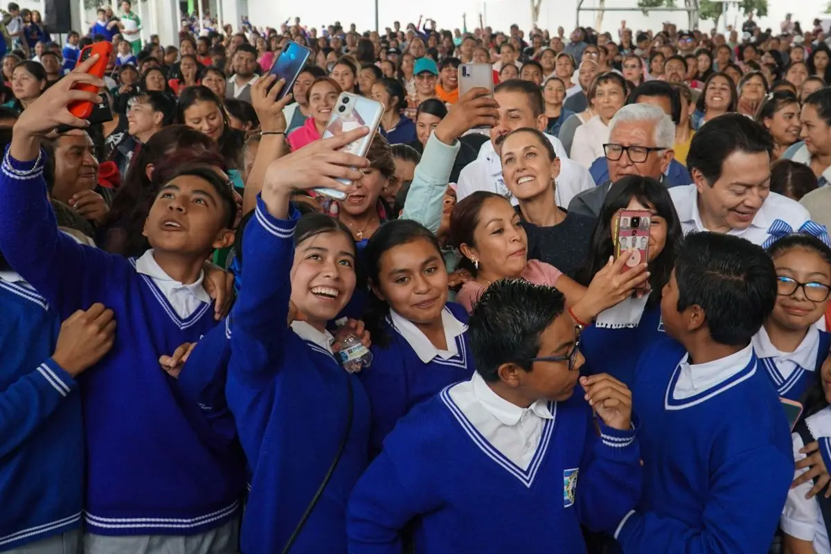 El programa Beca Rita Cetina 2025 es una de las estrategias del Gobierno de México para prevenir el abandono escolar. Cuartoscuro.